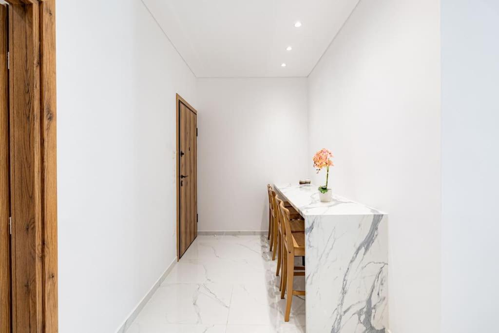 Spacious And Modern Flat At Koukaki, Near Acropolis เอเธนส์ ภายนอก รูปภาพ